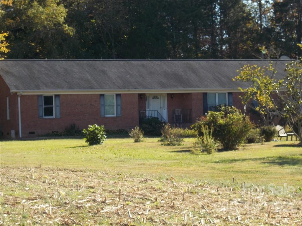 Property Photo: 109 Brief Road W NC 28079