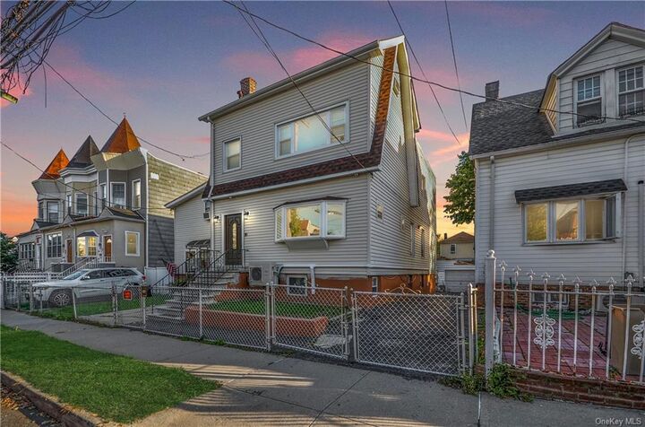 2226 Hermany Avenue  Bronx NY 10473 photo