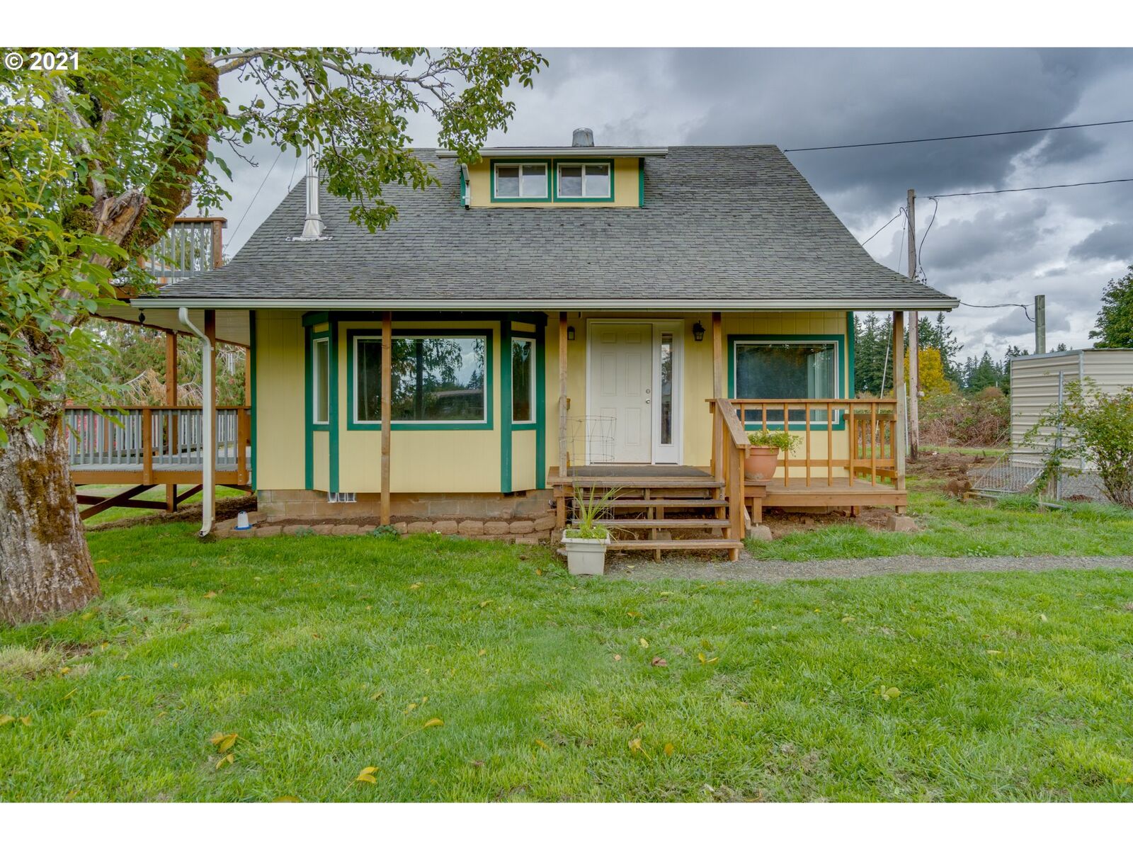 Property Photo: 13503 S Union Hall Rd OR 97013