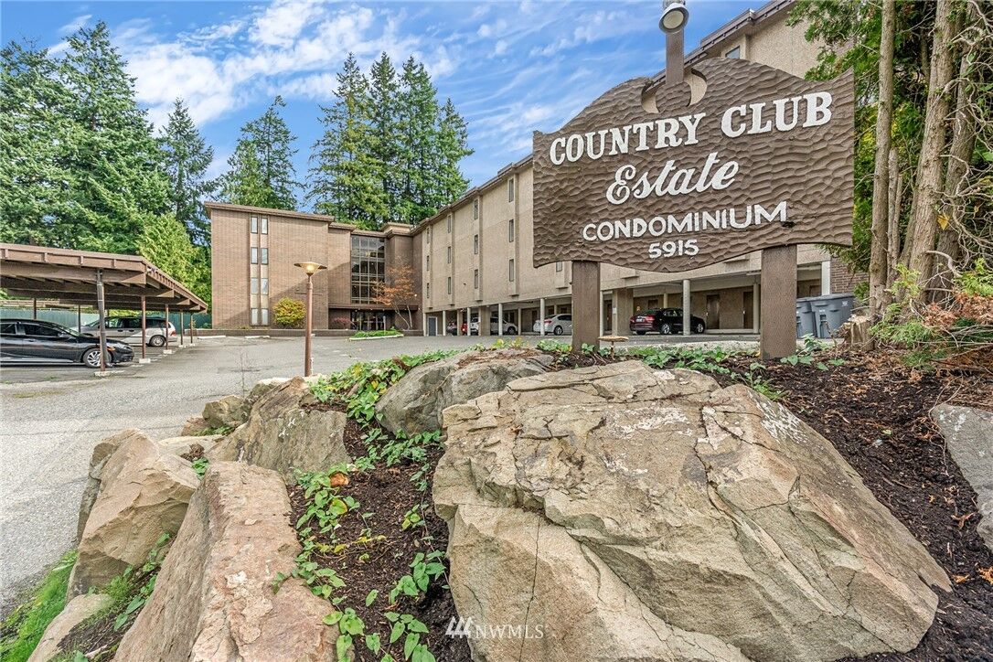 Property Photo:  5915 Highway Place 404  WA 98203 