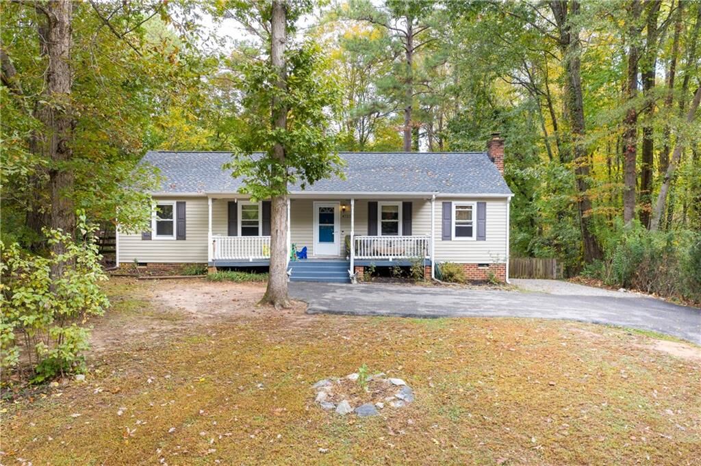 Property Photo: 4725 Stirrup Circle VA 23832