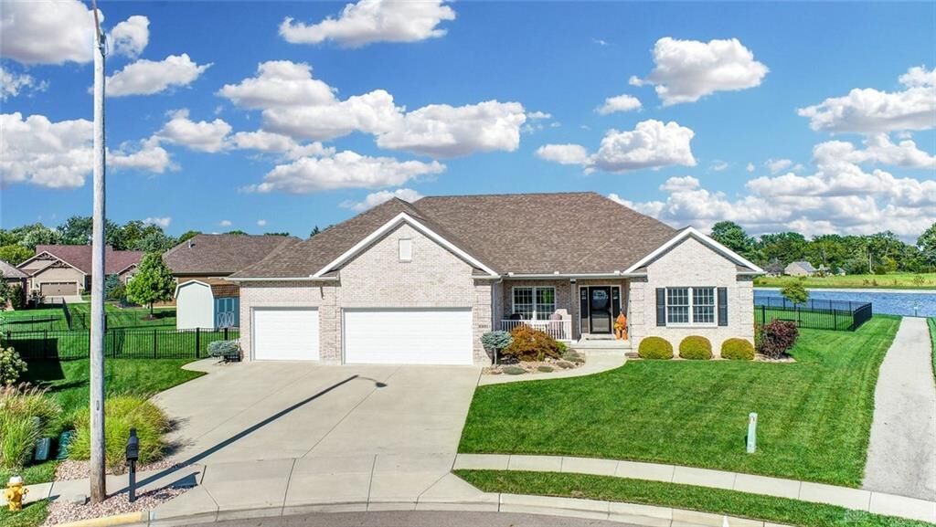 Property Photo: 2321 Larkspur Drive OH 45373