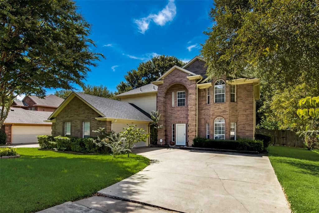 Property Photo:  525 N Parks Drive  TX 75115 