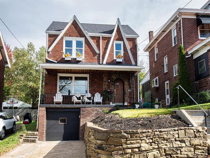 315 Broadmoor Ave  Mt. Lebanon PA 15228 photo