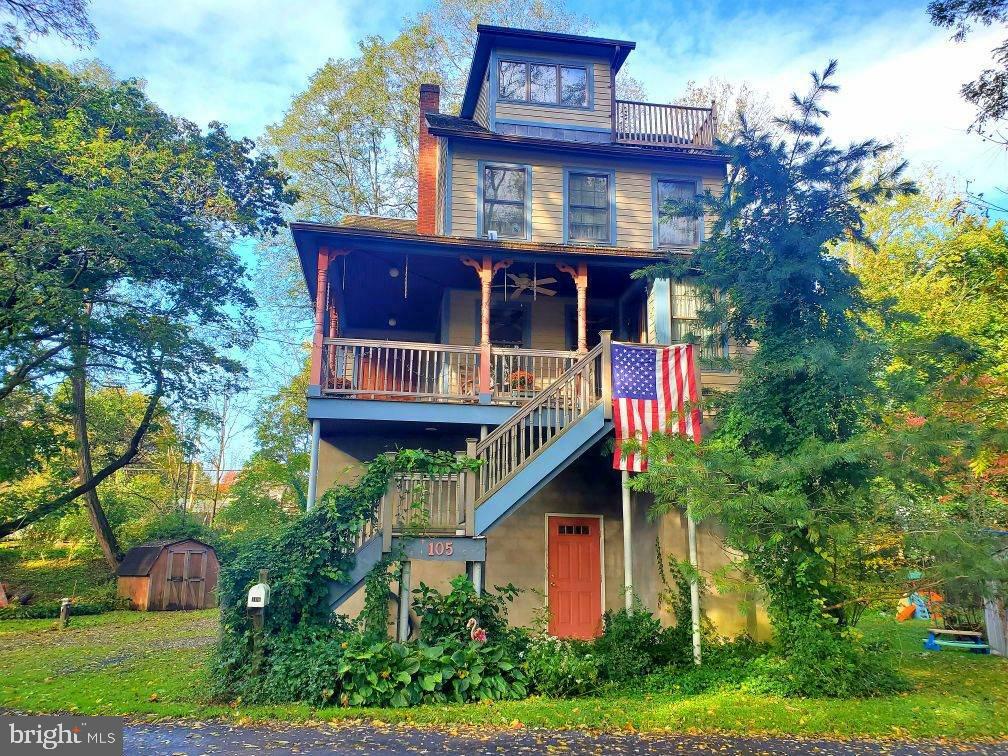 Property Photo:  105 Canal Road  PA 18042 