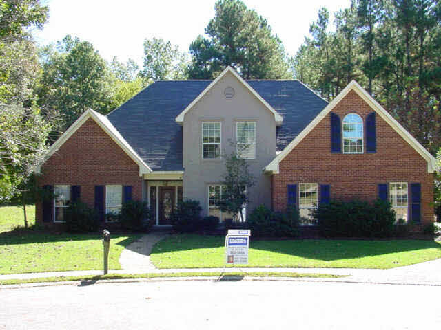 Property Photo:  504 Pinecrest Place  MS 39110 