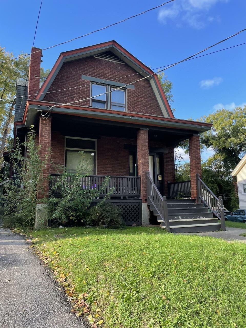 Property Photo: 69 Ehrman Ave OH 45220