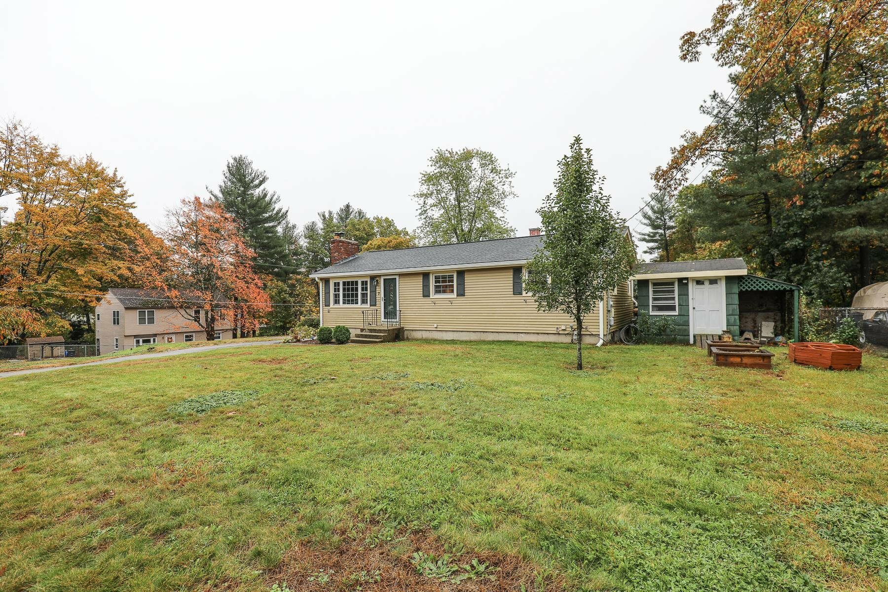 Property Photo: 7 Norwich Road NH 03062