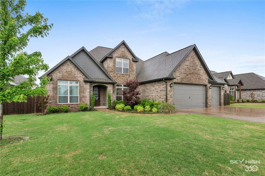 Property Photo:  5605 W Lakewood Drive  AR 72758 