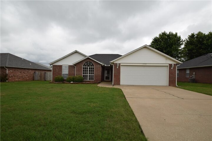 1500 21st Street  Bentonville AR 72712 photo