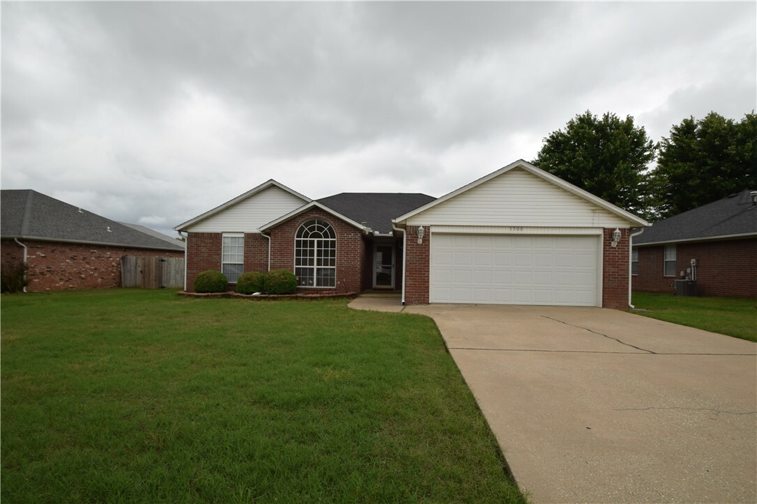 Property Photo: 1500 21st Street AR 72712