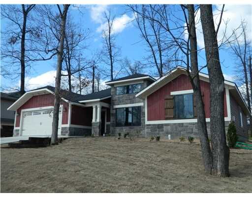 Property Photo: 1006 Ravine Street AR 72718