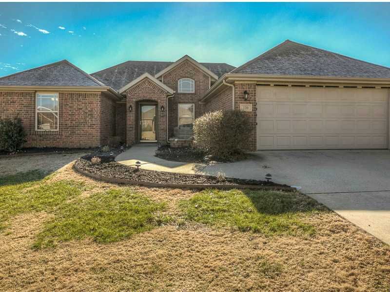 Property Photo:  220 Coopers Farm Road  AR 72719 