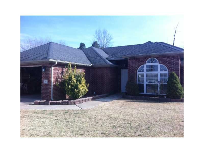 Property Photo: 407 Nelda Avenue AR 72745