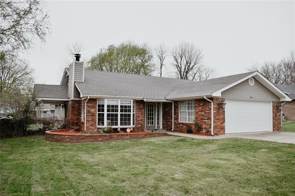 Property Photo:  1016 Mockingbird Lane  AR 72761 