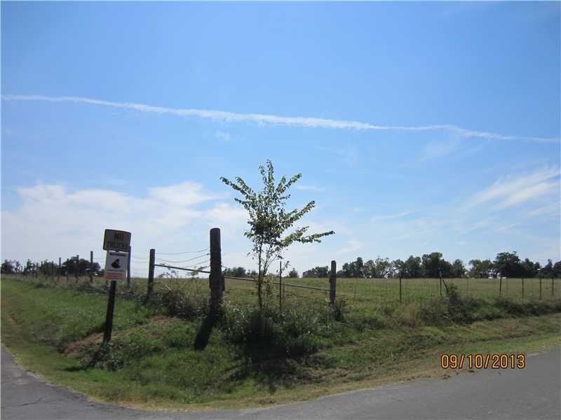 Property Photo:  1752 Wagon Wheel Road  AR 72762 