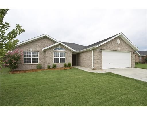 Property Photo: 1019 Applewood Circle AR 72719