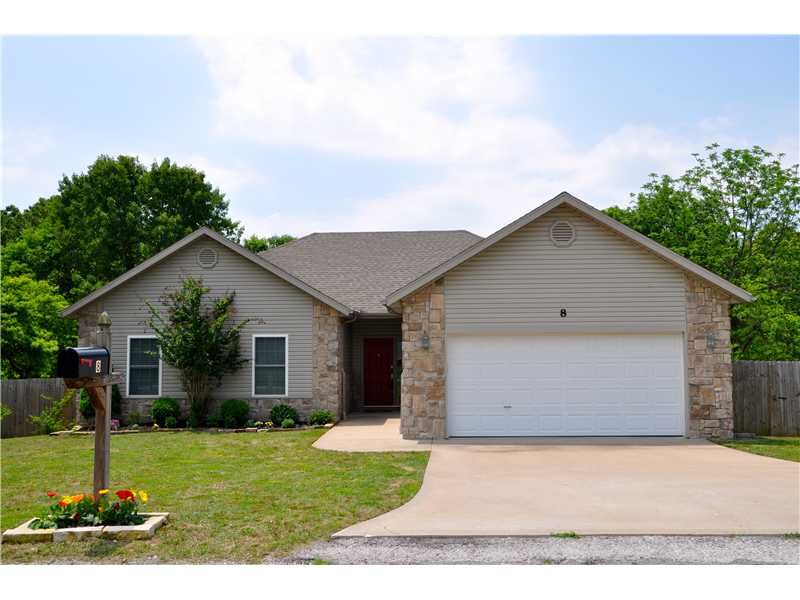 Property Photo: 8 Sandridge Drive AR 72715