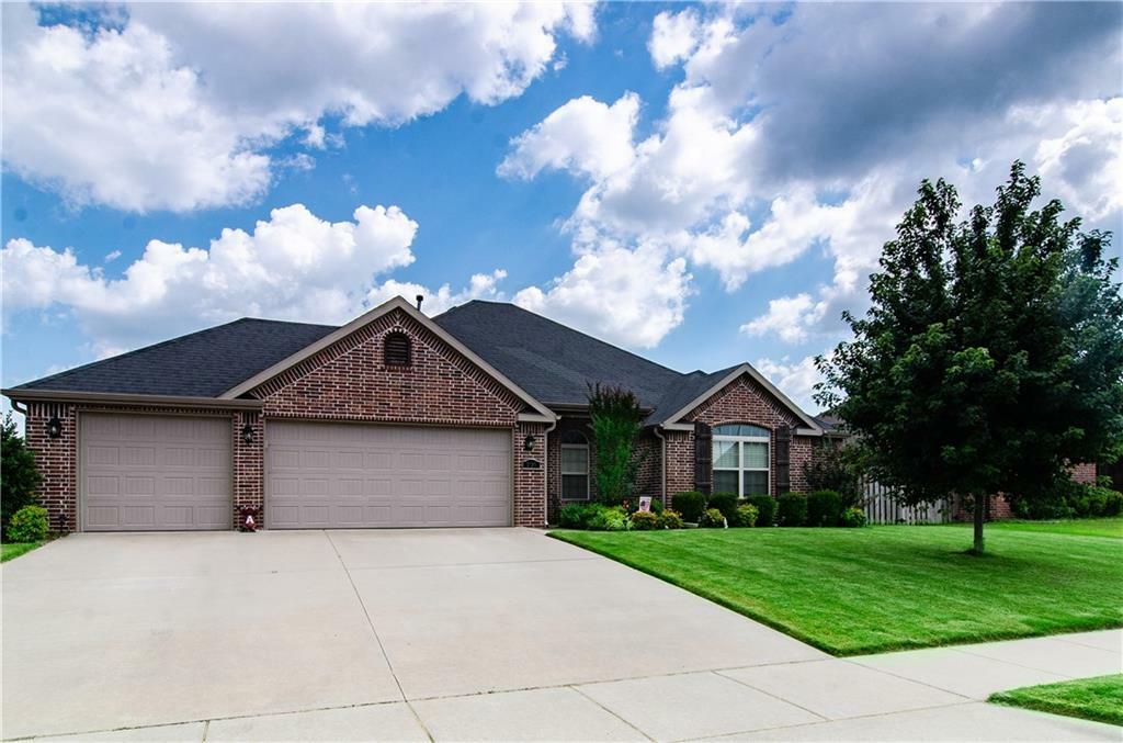 Property Photo: 7723 Alivia Circle AR 72762