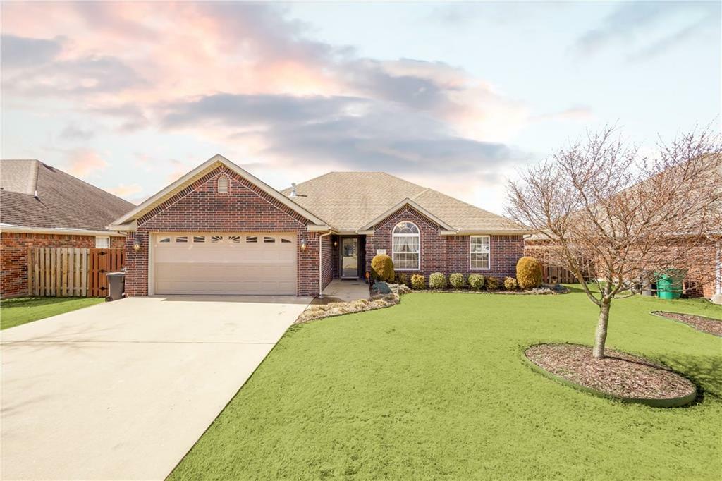 Property Photo:  6016 S 39th Place  AR 72758 