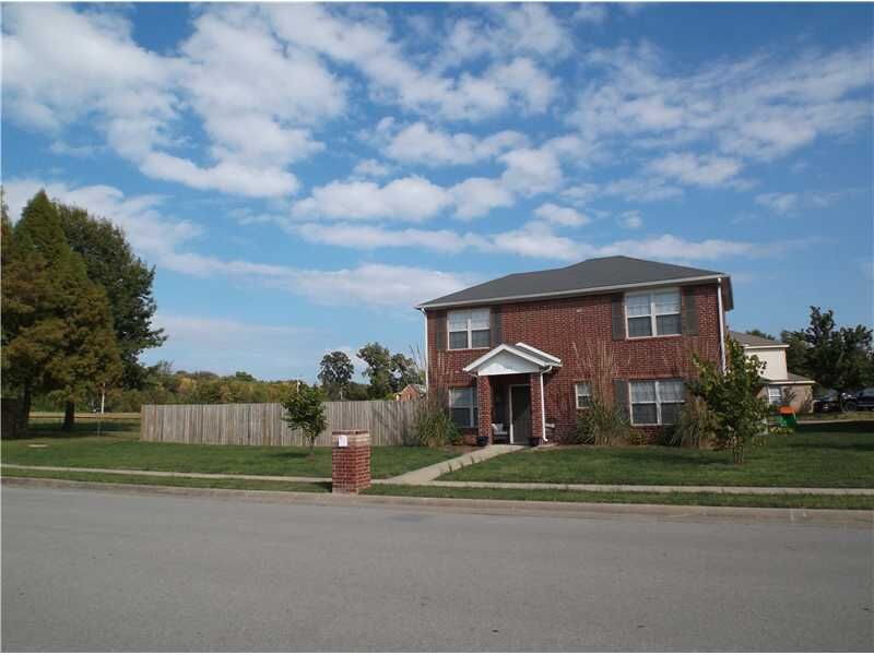 Property Photo:  960 N Meadowlands Drive  AR 72704 