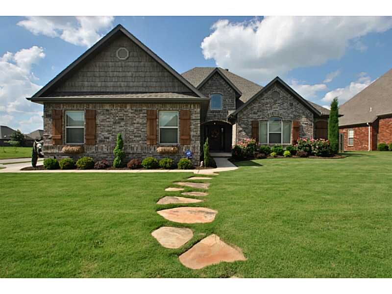 Property Photo:  6117 NE Laurel Hill Lane  AR 72758 