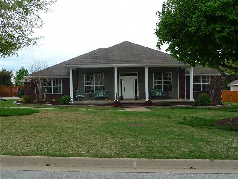 Property Photo:  1801 Barrington Drive  AR 72701 