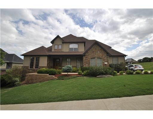 Property Photo: 1805 NW Autumn Avenue AR 72712