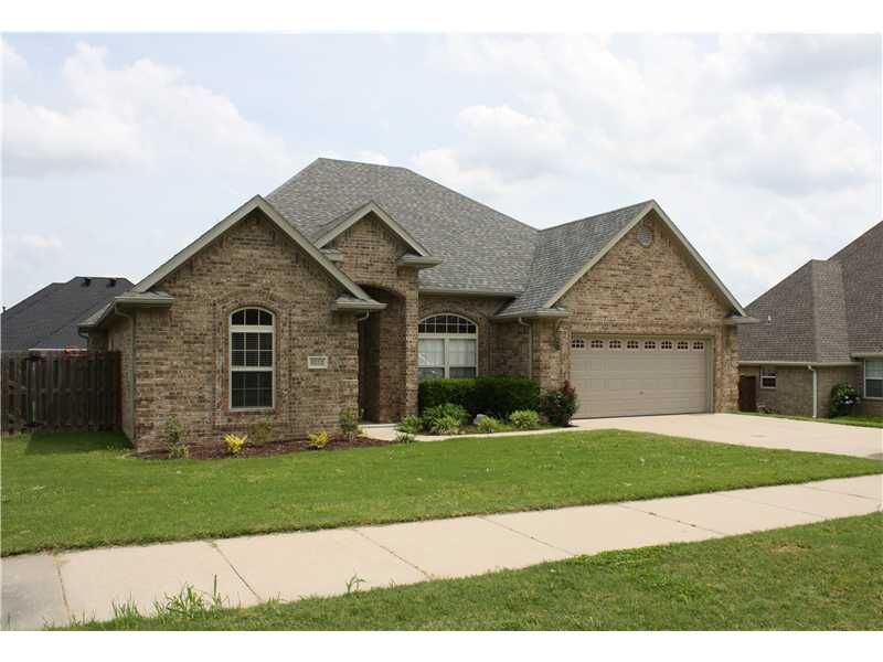 Property Photo: 6312 W Persimmon Street AR 72704