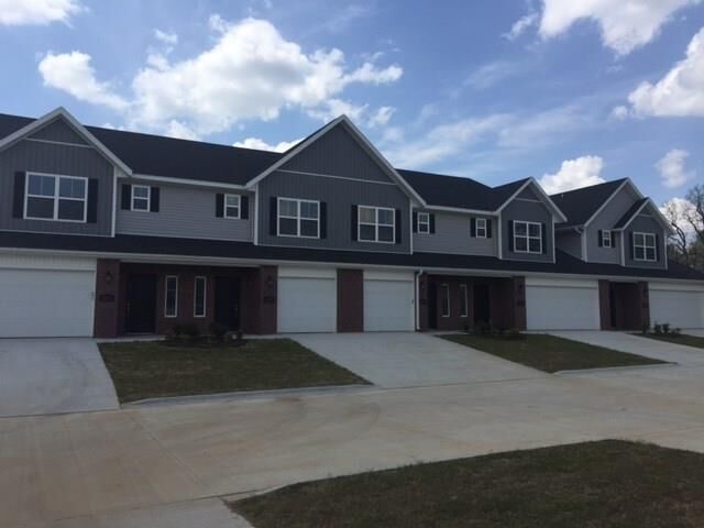 Property Photo: 2765 W Kilimanjaro Way AR 72758