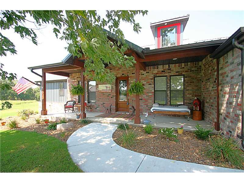 Property Photo: 185 Bright Street AR 72718