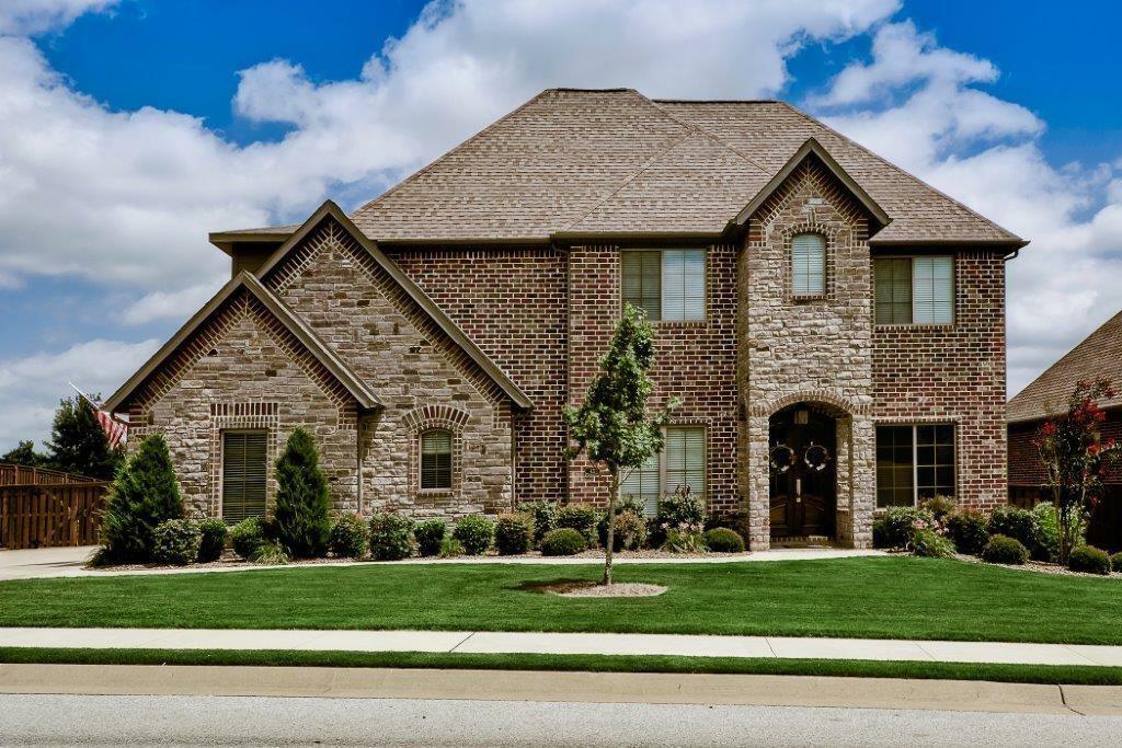 Property Photo: 421 Trailwood Circle AR 72719