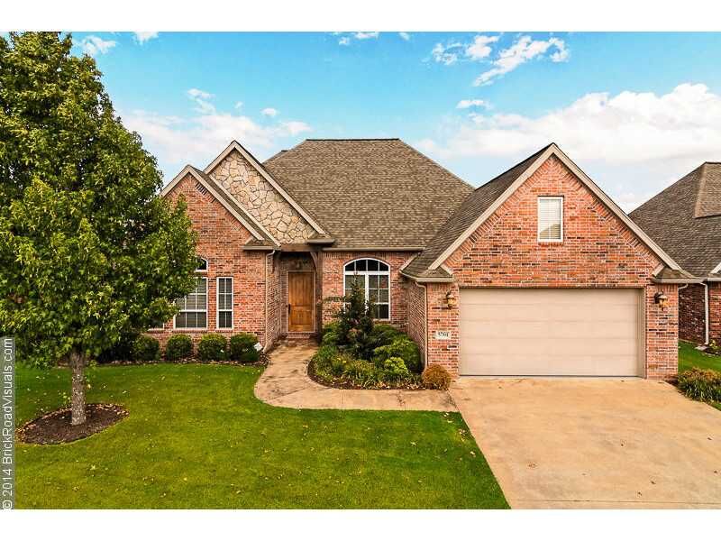 Property Photo: 5701 S Chanberry Lane AR 72758