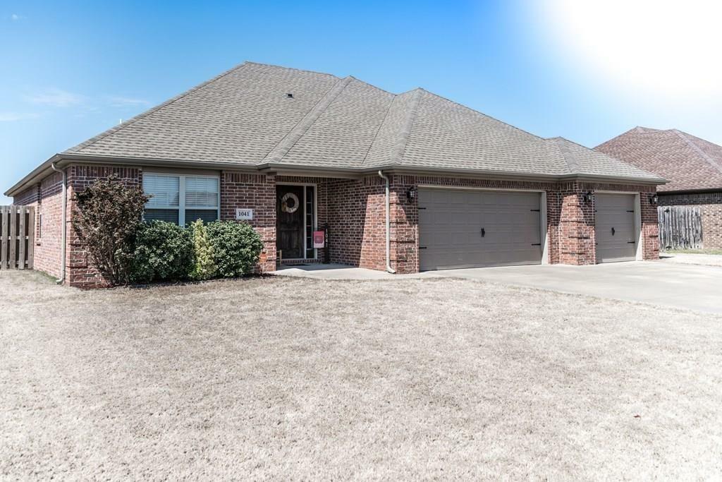 Property Photo:  1041 E Sienna Drive  AR 72719 