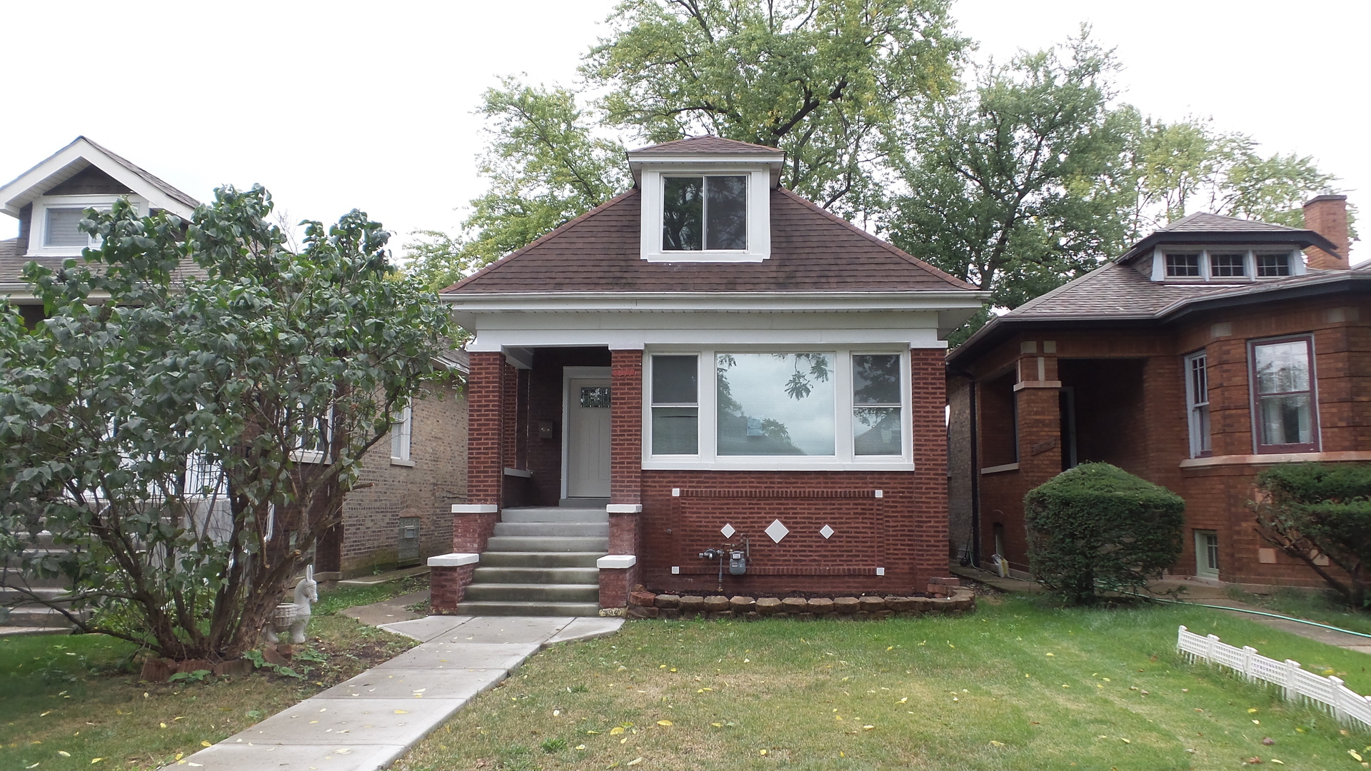 Property Photo:  1311 W 97th Place  IL 60643 