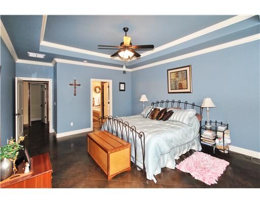 Property Photo: 1504 Greenbrier Court AR 72712