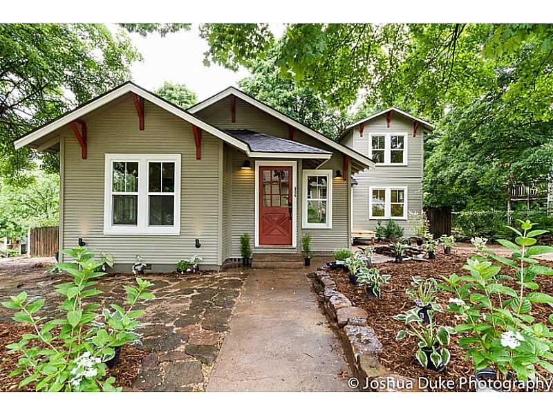 Property Photo: 506 E Gunter Street AR 72701