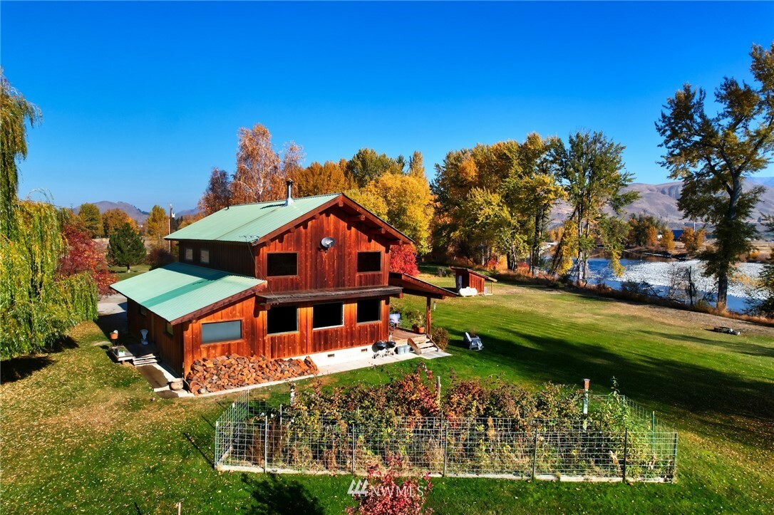 Property Photo:  6 Beaver Pond Road  WA 98856 