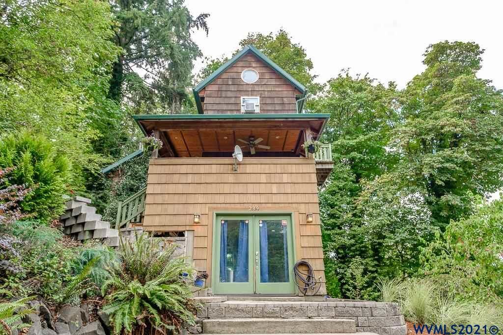 Property Photo: 289 Walnut St OR 97327