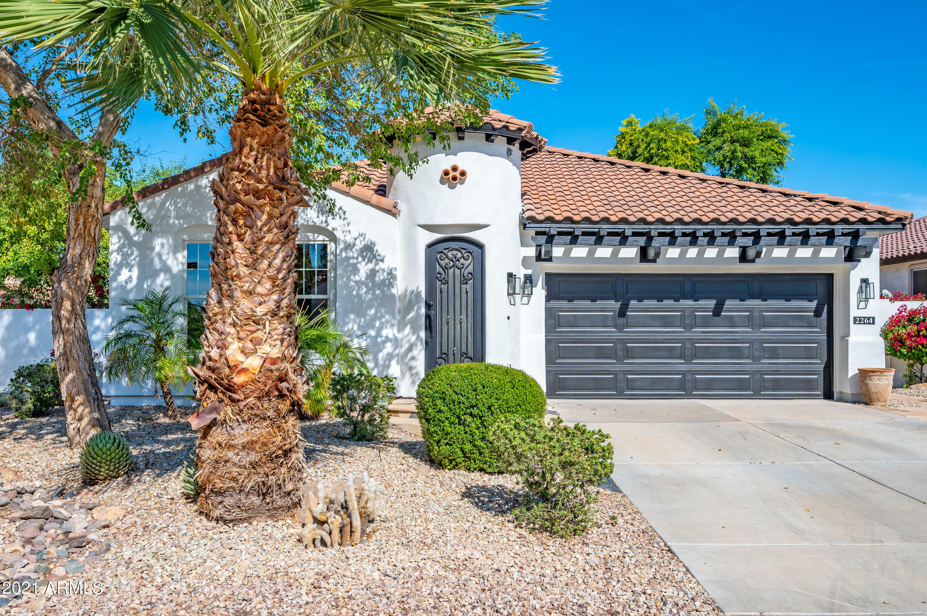 Property Photo:  2264 E Desert Broom Place  AZ 85286 