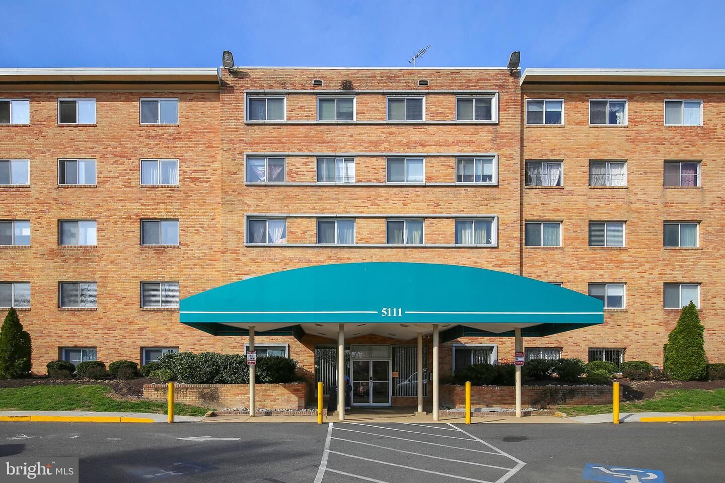 Property Photo:  750 S Dickerson Street 314  VA 22204 