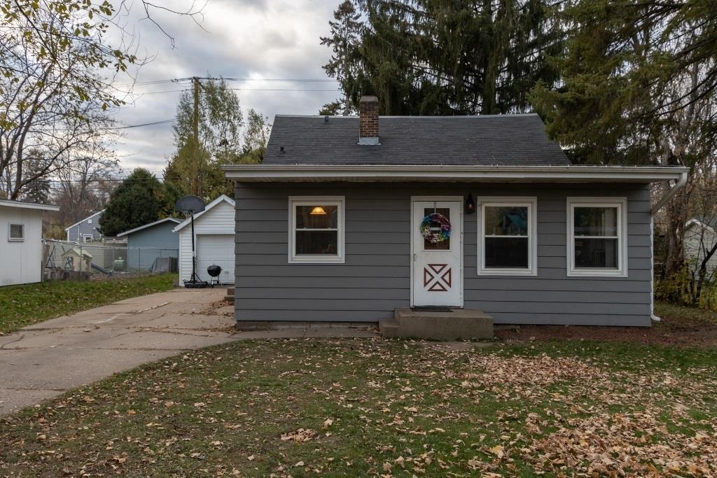 Property Photo: 1112 Arthur Street WI 54403