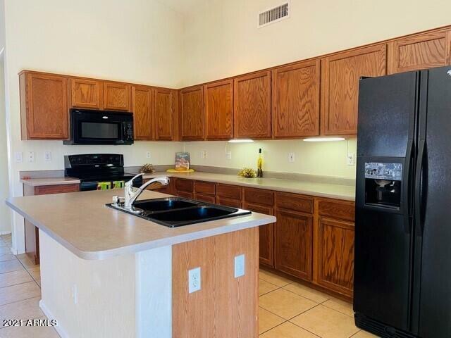 Property Photo:  637 E Redondo Drive  AZ 85296 