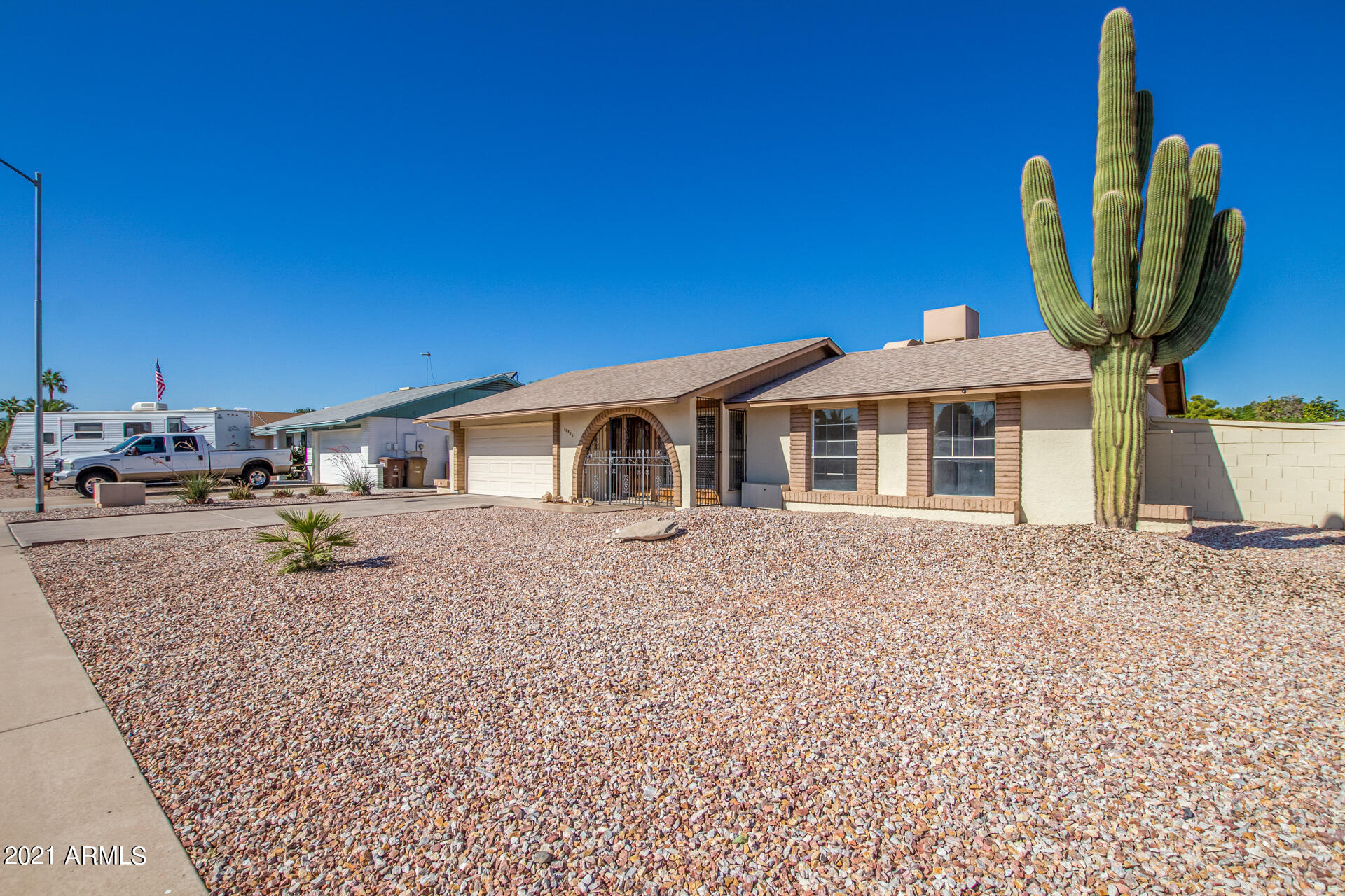 Property Photo: 10536 W Laurie Lane AZ 85345