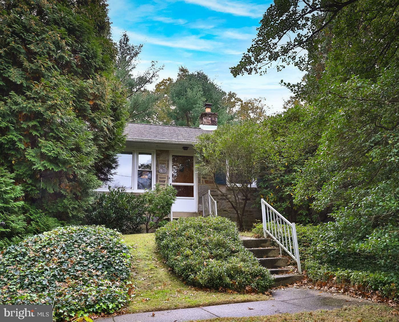 Property Photo: 311 Winding Way PA 19038