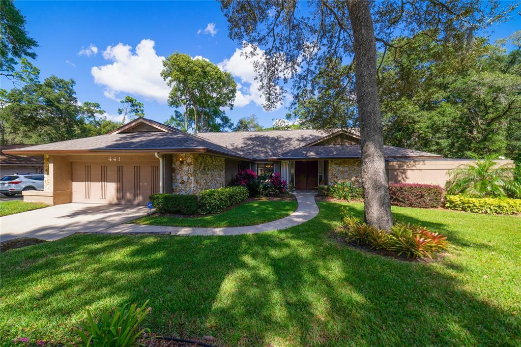 441 Whispering Oak Lane  Apopka FL 32712 photo