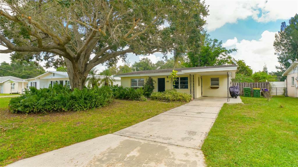 Property Photo:  285 Parkland Avenue  FL 34232 