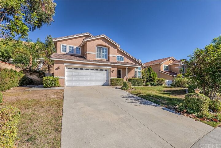 Property Photo: 30316 Sunrose Place CA 91387