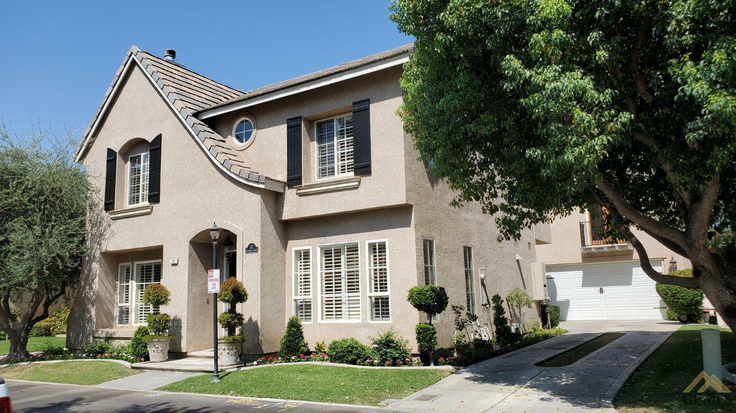 Property Photo:  131 Stockdale Circle  CA 93309 