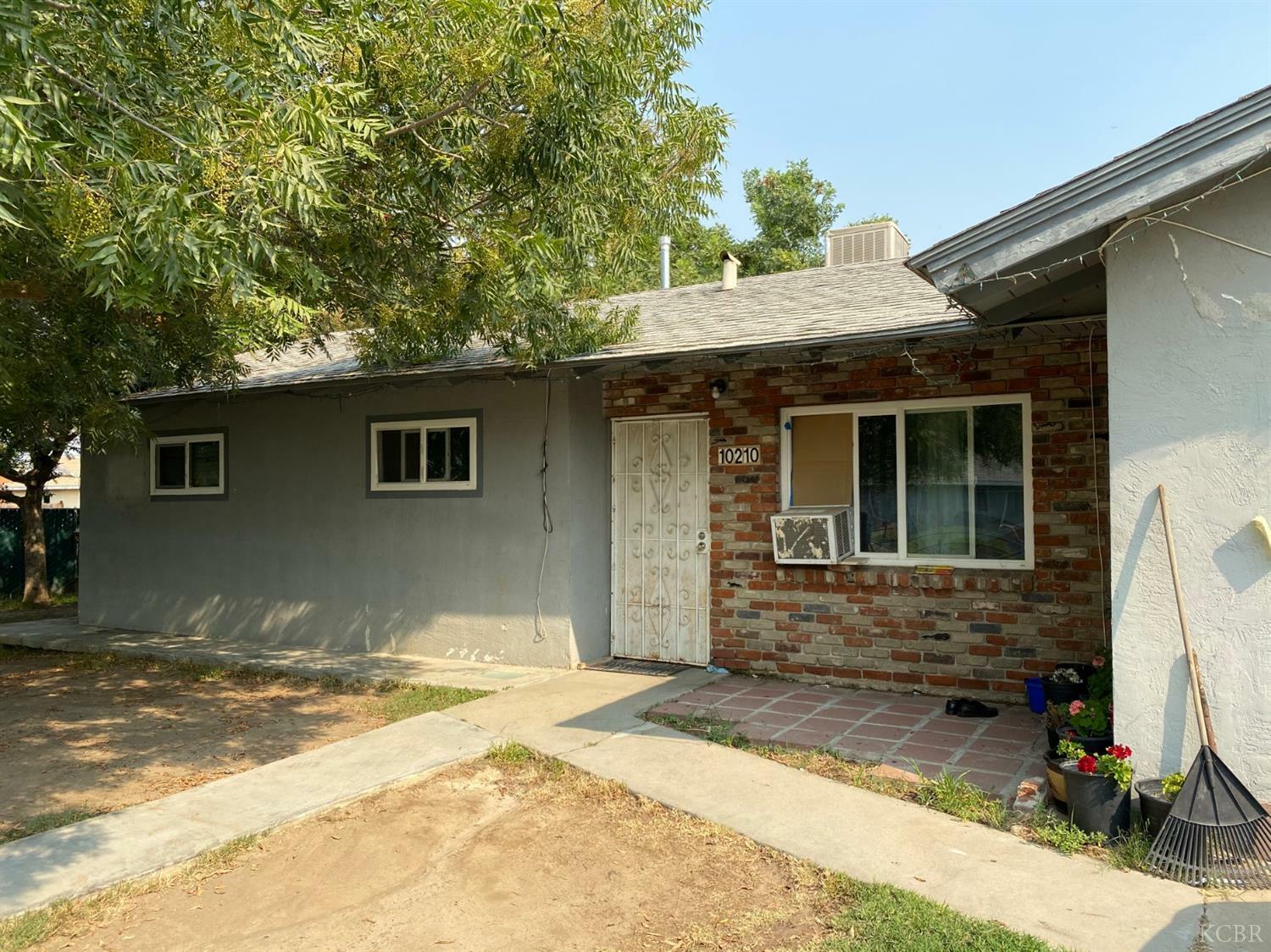 Property Photo:  10210 Heath Street   93230 